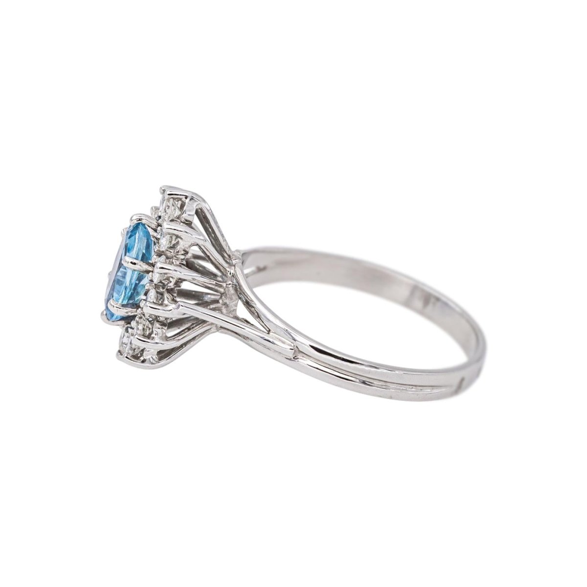 Bague Pompadour Or blanc Aigue Marine - Castafiore