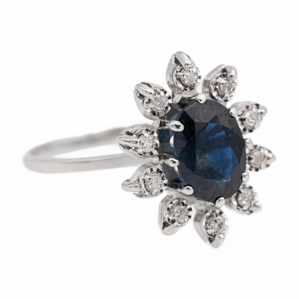 Bague Pompadour Or blanc Saphir - Castafiore