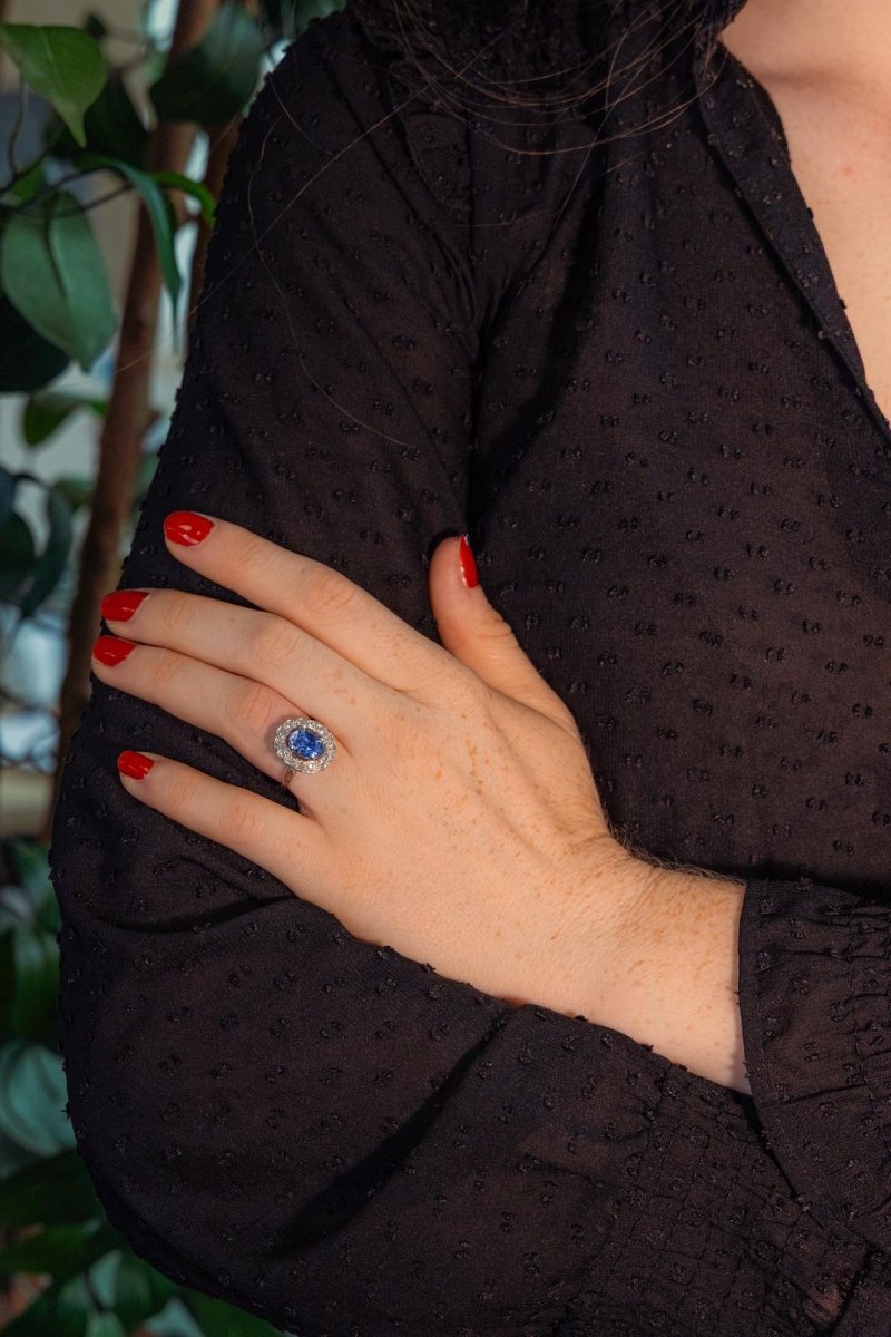 Bague Pompadour Or blanc Saphir - Castafiore