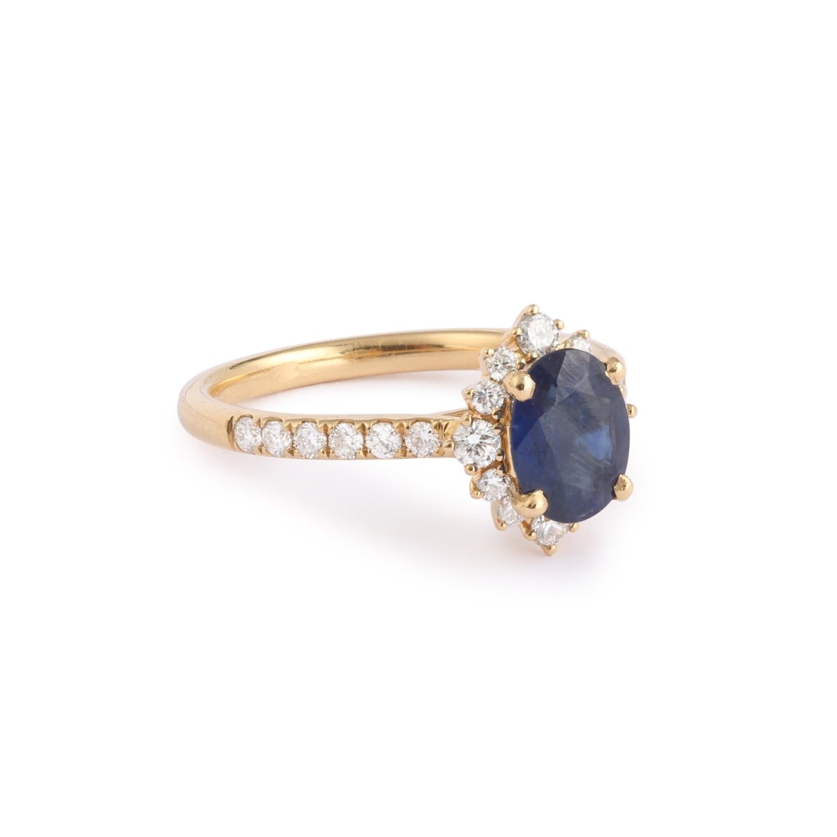 Bague Pompadour Saphir 1.47 Diamants Or Jaune 18 Carats - Castafiore