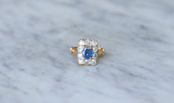 Bague Rectangulaire Saphir 1,10 Cts et Diamants - Castafiore