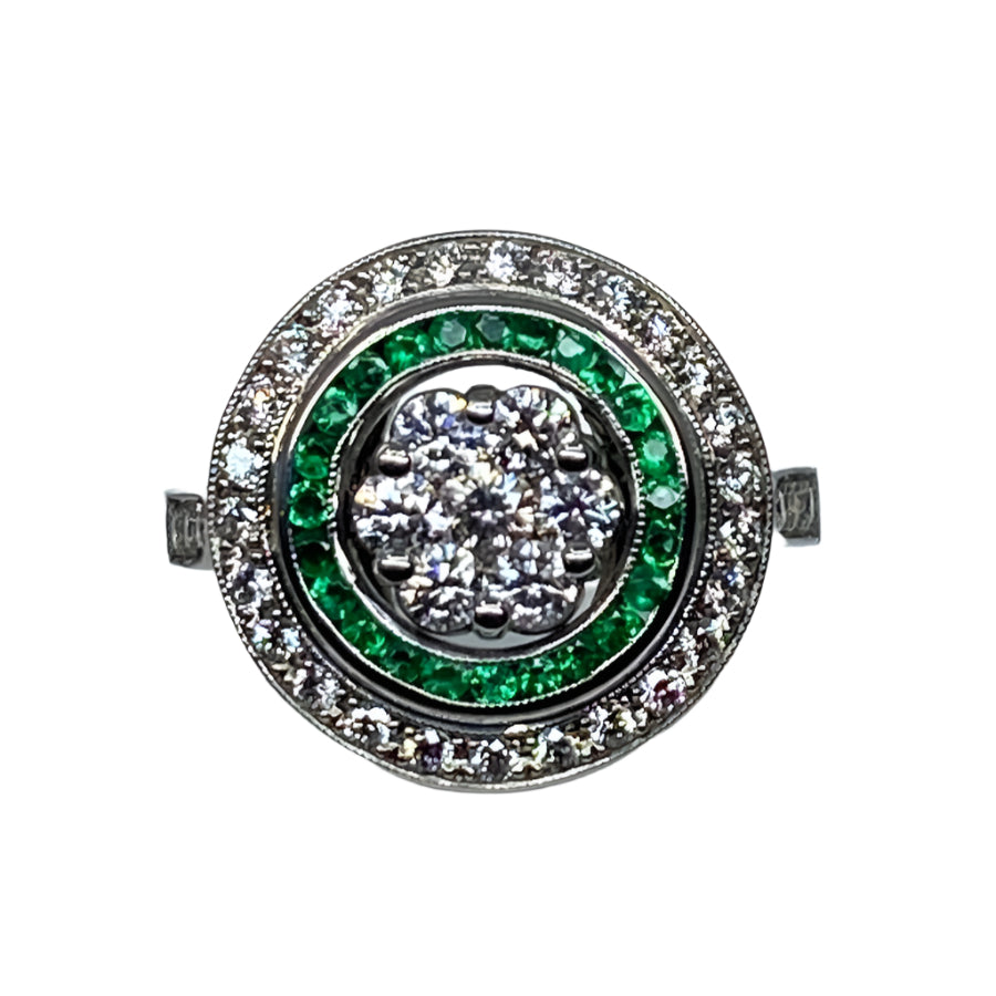 Bague ronde en or 18 carats en émeraudes et diamants de style ART DECO