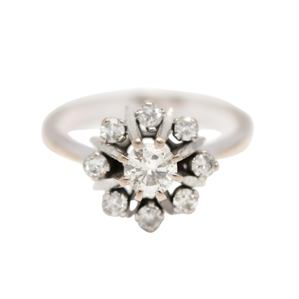 Bague rosette en or blanc 18k avec diamants seconde main - Castafiore