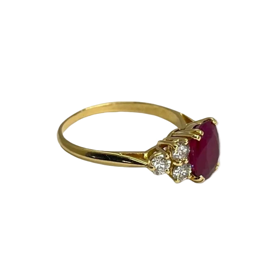 Bague Rubis en or jaune et diamants - Castafiore