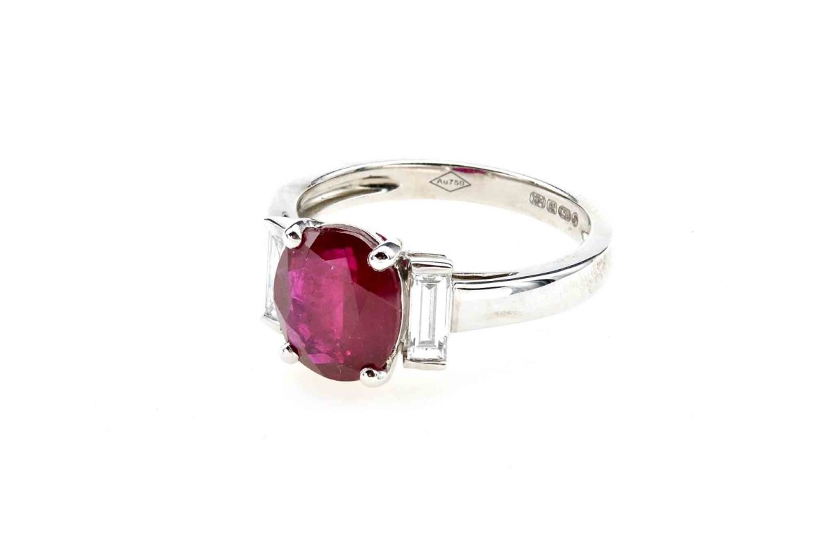 Bague rubis et diamants en or blanc - Castafiore