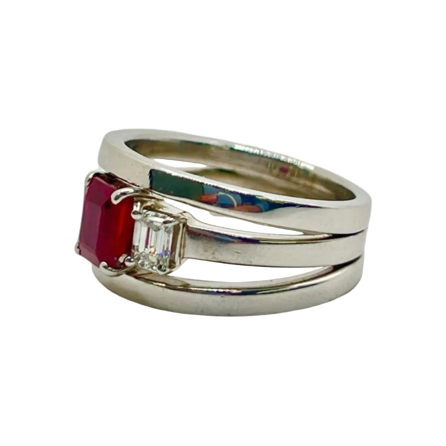 Bague Rubis et diamants en or blanc - Castafiore