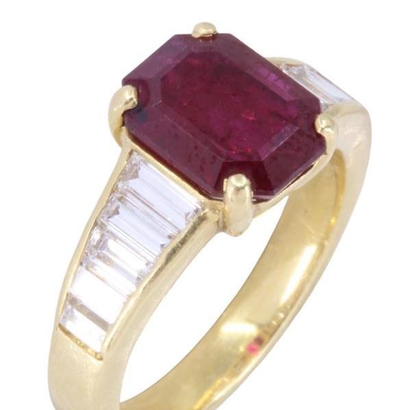 Bague rubis et diamants en or jaune - Castafiore