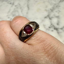 Bague rubis framboise en or jaune et rubis - Castafiore