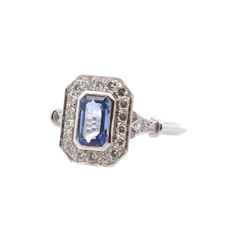 Bague saphir de 1,42 cts et diamants en platine - Castafiore