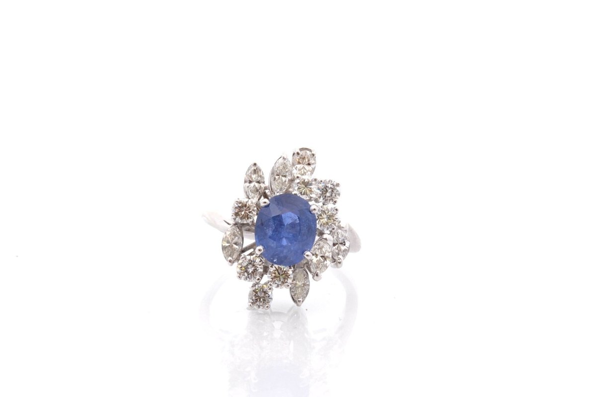 Bague saphir de 2,51cts et diamants - Castafiore
