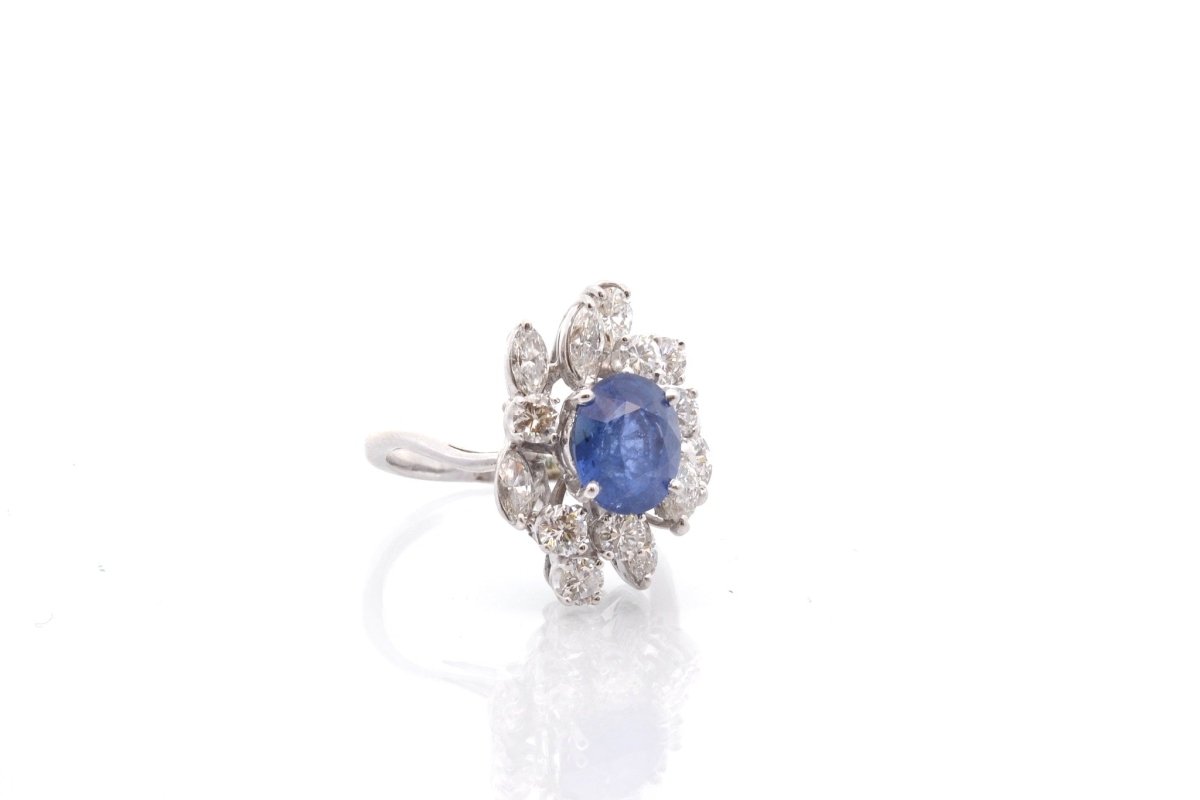 Bague saphir de 2,51cts et diamants - Castafiore