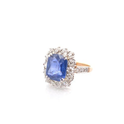 Bague saphir de 5,43cts et diamants - Castafiore
