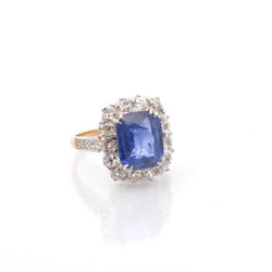 Bague saphir de 5,43cts et diamants - Castafiore