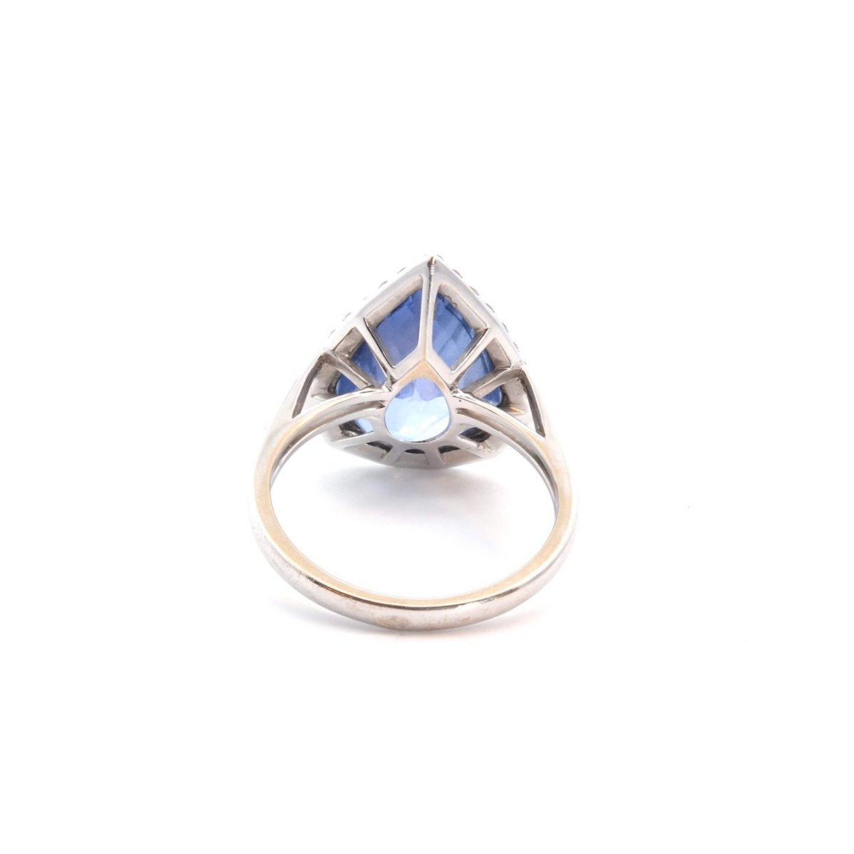 Bague saphir de Ceylan en forme de triangle - Castafiore