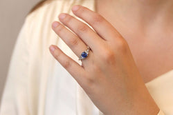 Bague saphir diamants en platine - Castafiore