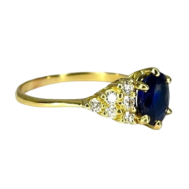 Bague Saphir en or jaune et diamants - Castafiore