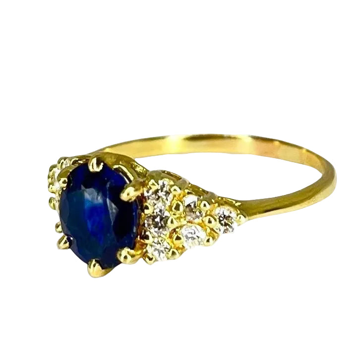 Bague Saphir en or jaune et diamants - Castafiore
