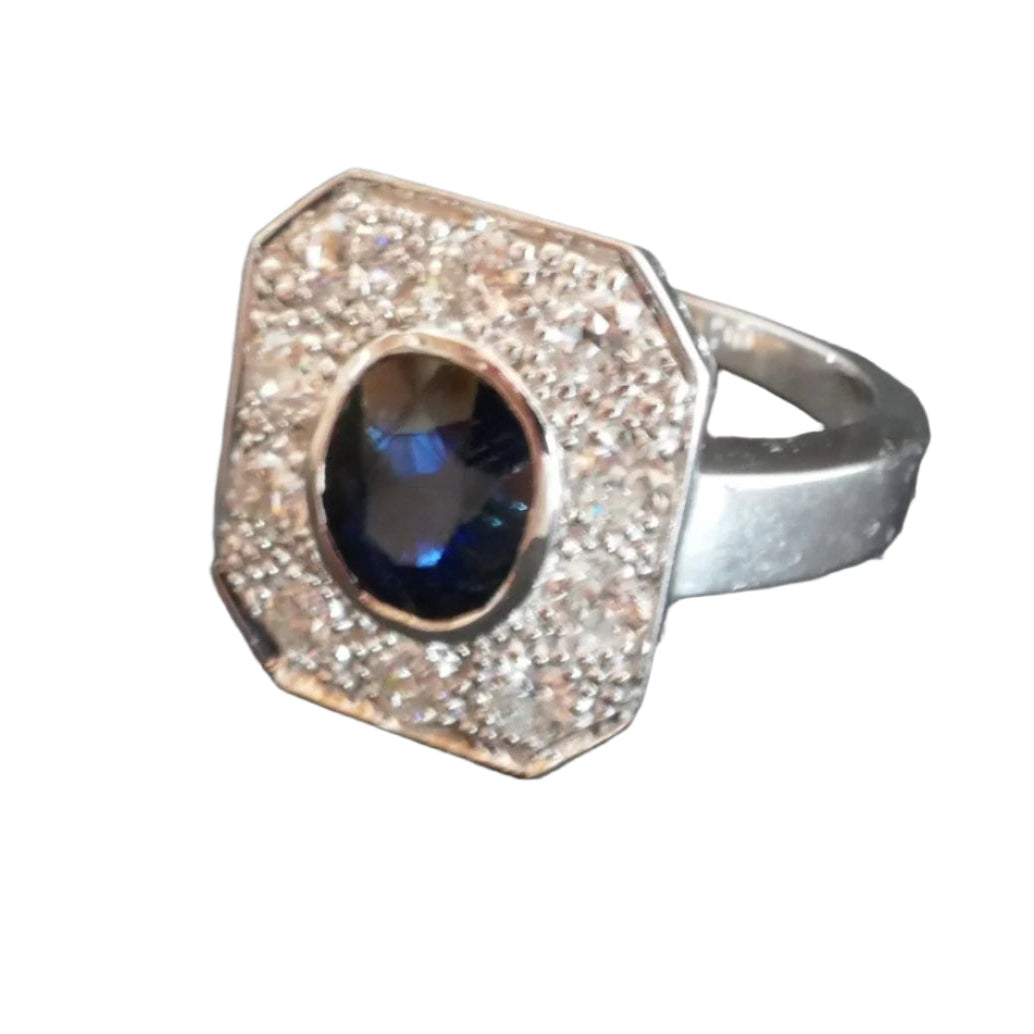 Bague Saphir Et Diamants, monture or blanc 18 carats. - Castafiore