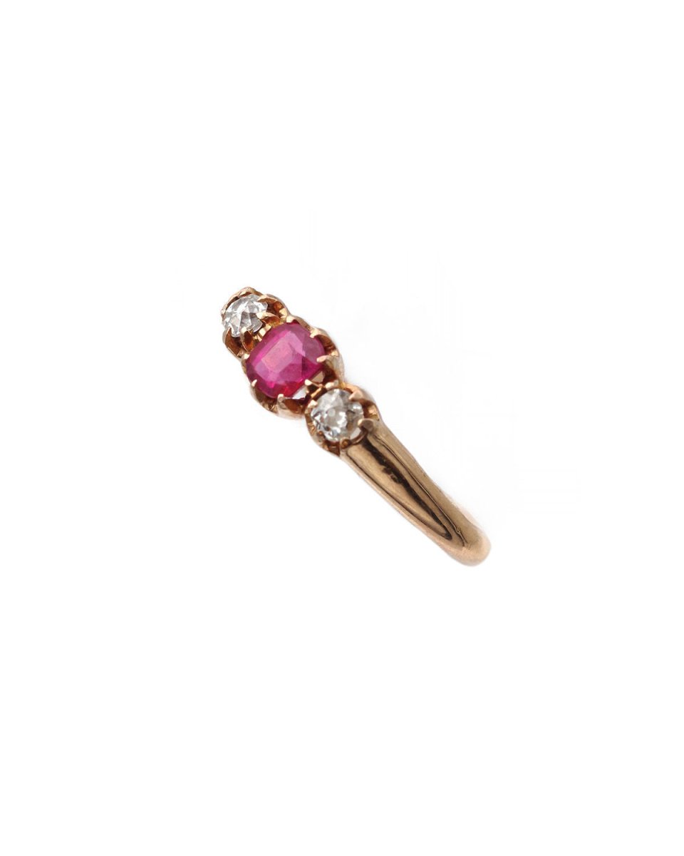 Bague Saphir rose diamants en or - Castafiore