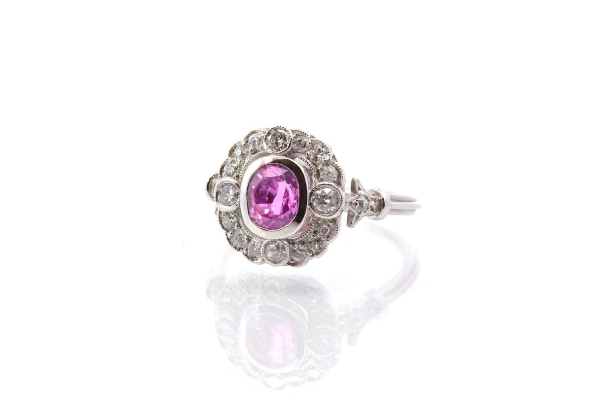 Bague saphir rose et diamants en platine - Castafiore