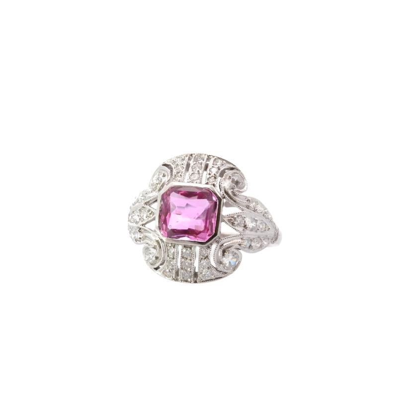 Bague saphir rose et diamants en platine - Castafiore