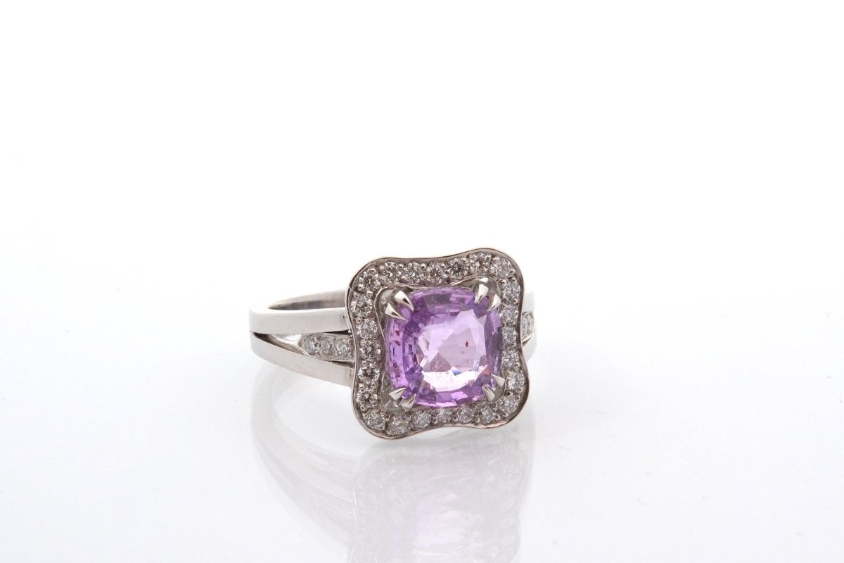 Bague Saphir violet de Ceylan en platine - Castafiore