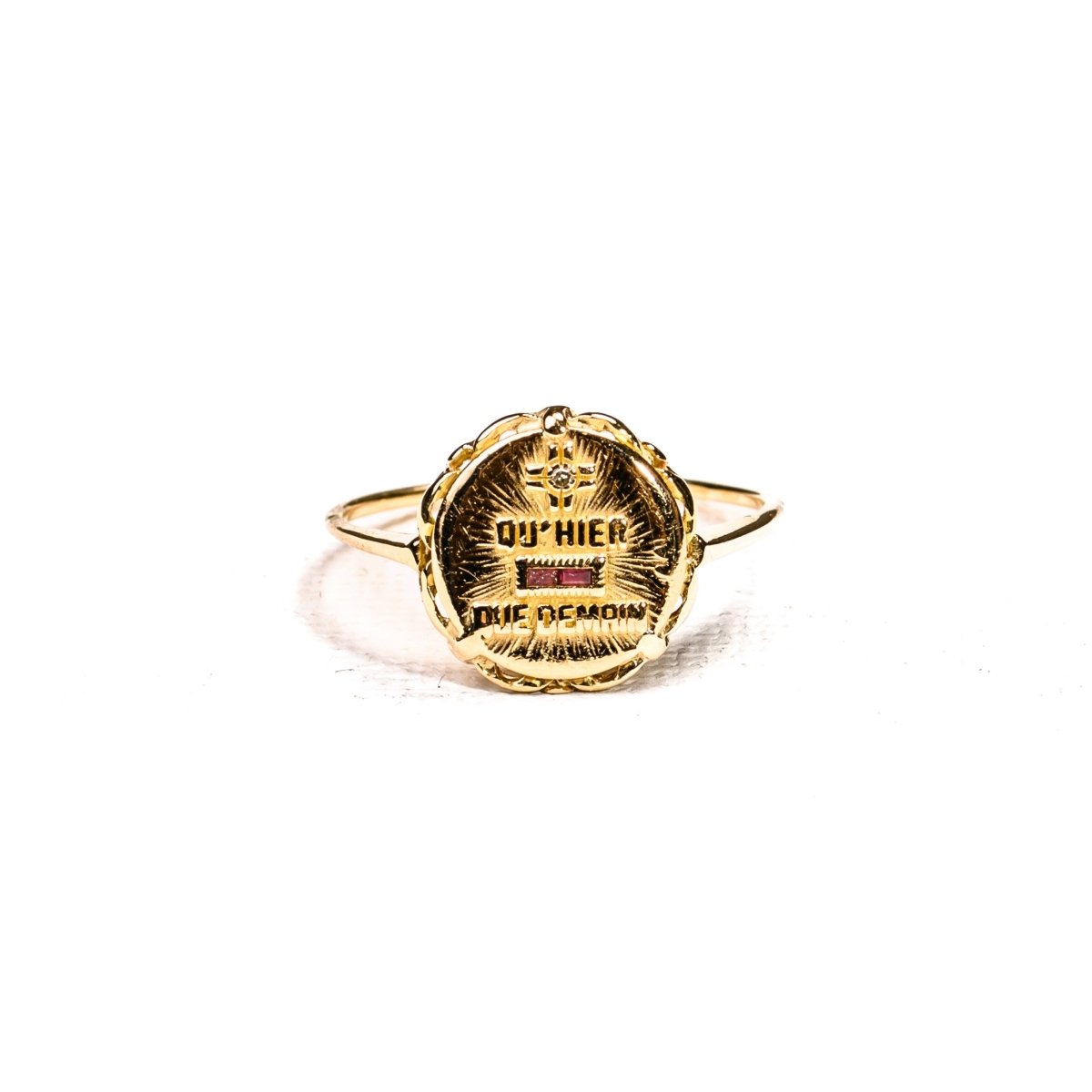 Bague sentimentale Augis, médaille d'amour en or jaune - Castafiore