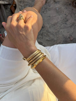 Bague serpent en diamant et or jaune - Castafiore