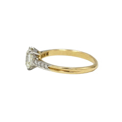 Bague Solitaire ancien en or jaune et diamant - Castafiore