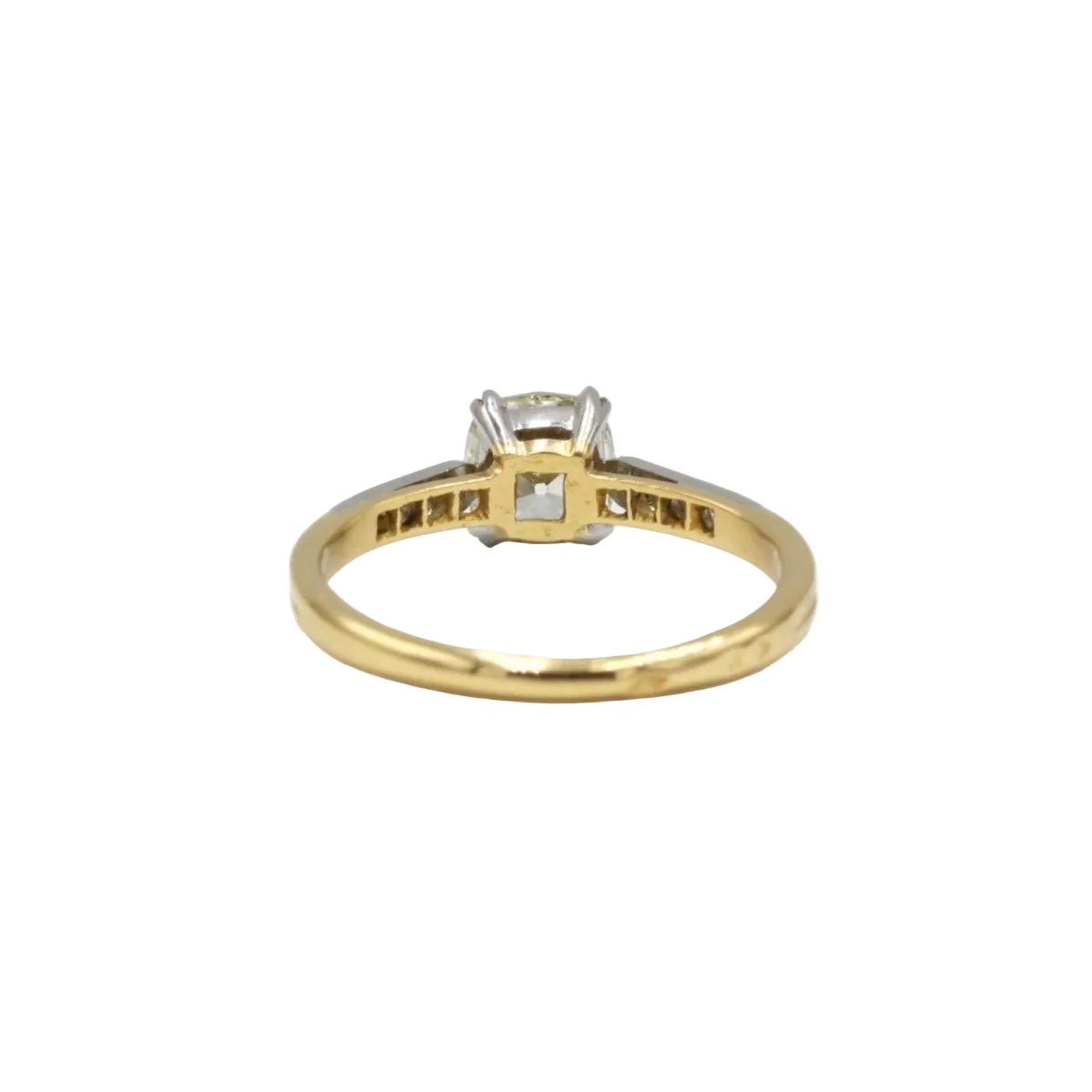 Bague Solitaire ancien en or jaune et diamant - Castafiore
