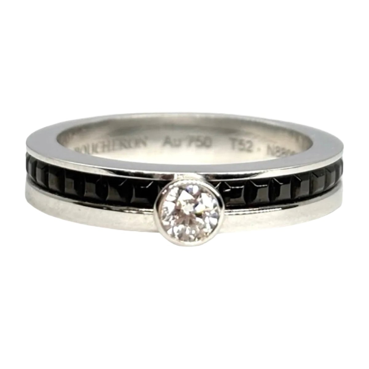 Bague Solitaire BOUCHERON "Quatre" en or blanc, onyx, et diamants - Castafiore