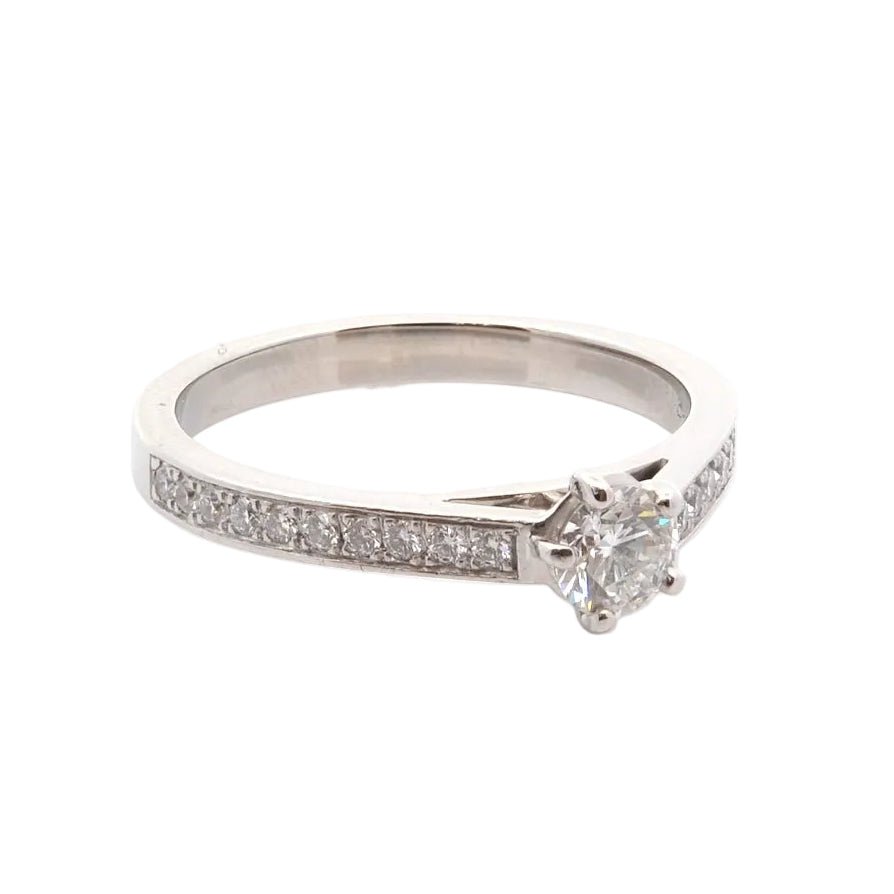 Bague Solitaire CHAUMET en platine et diamants - Castafiore
