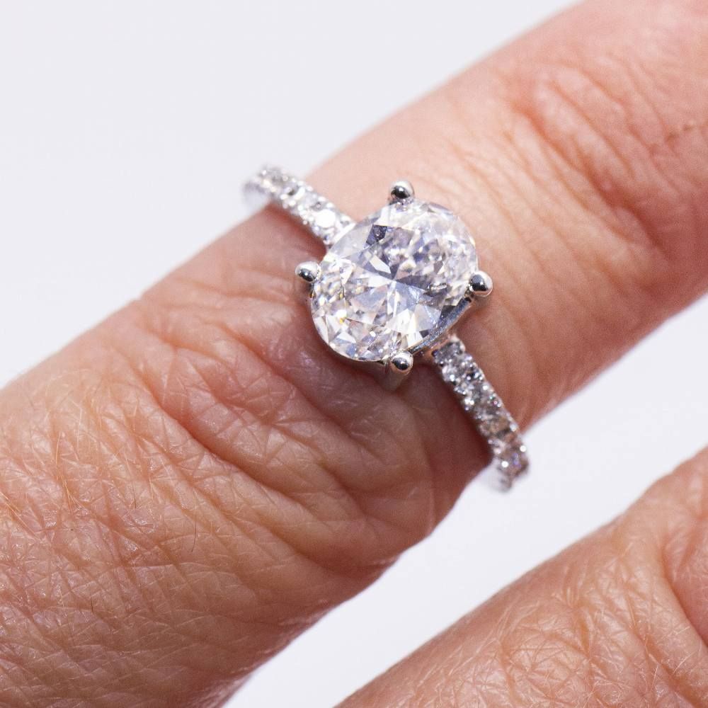 Bague solitaire de fiançailles avec diamant - Castafiore