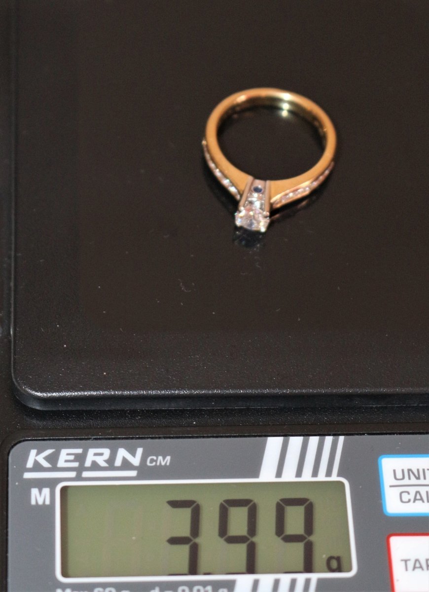 Bague solitaire de la maison Birks CANADA - Castafiore