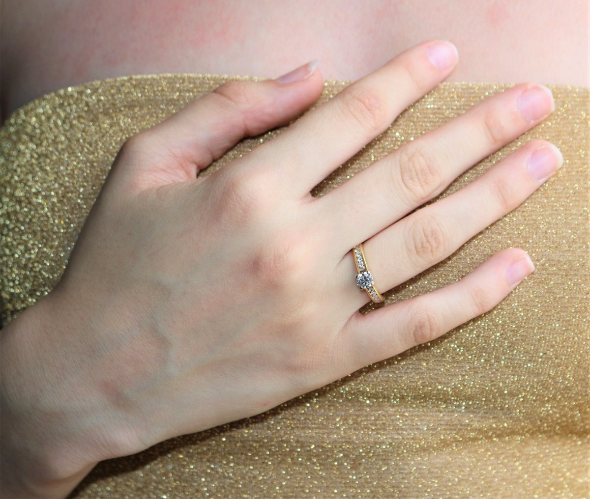 Bague solitaire de la maison Birks CANADA - Castafiore