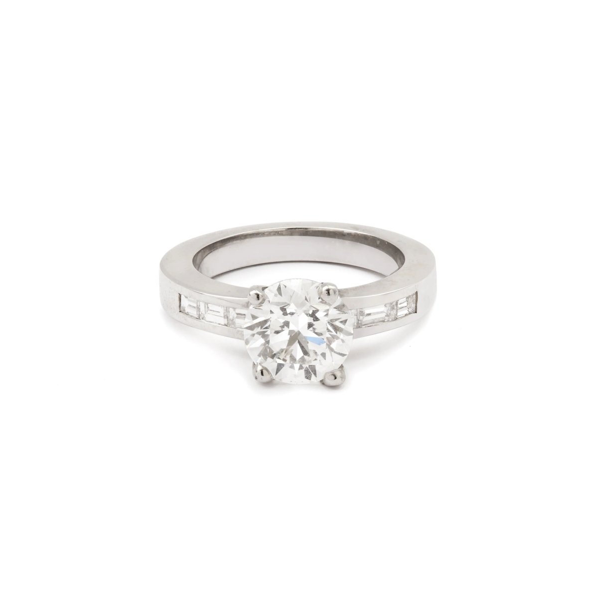 Bague Solitaire Diamant 2 Carats Or Gris 18 Carats (Certificat) - Castafiore