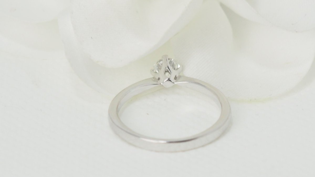 Bague solitaire diamant certifié GIA (0,51carat) or blanc - Castafiore