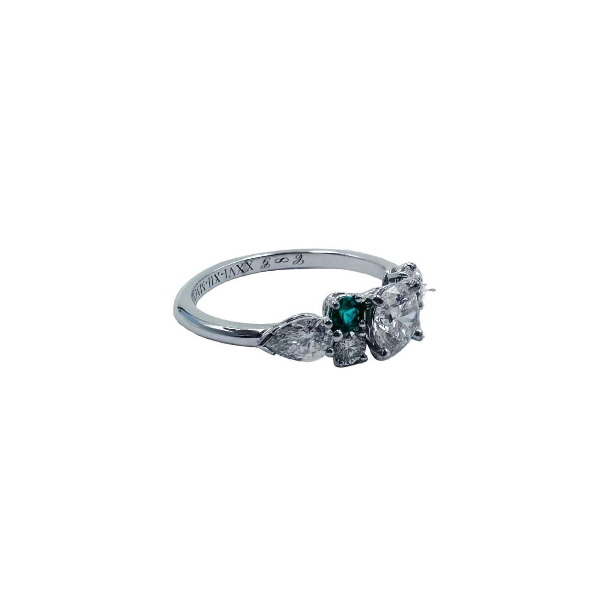 Bague Solitaire en or blanc, diamants et émeraudes - Castafiore
