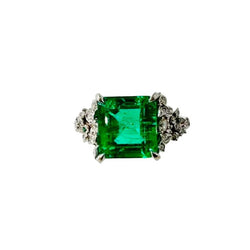Bague Solitaire en or blanc, émeraude et diamants - Castafiore