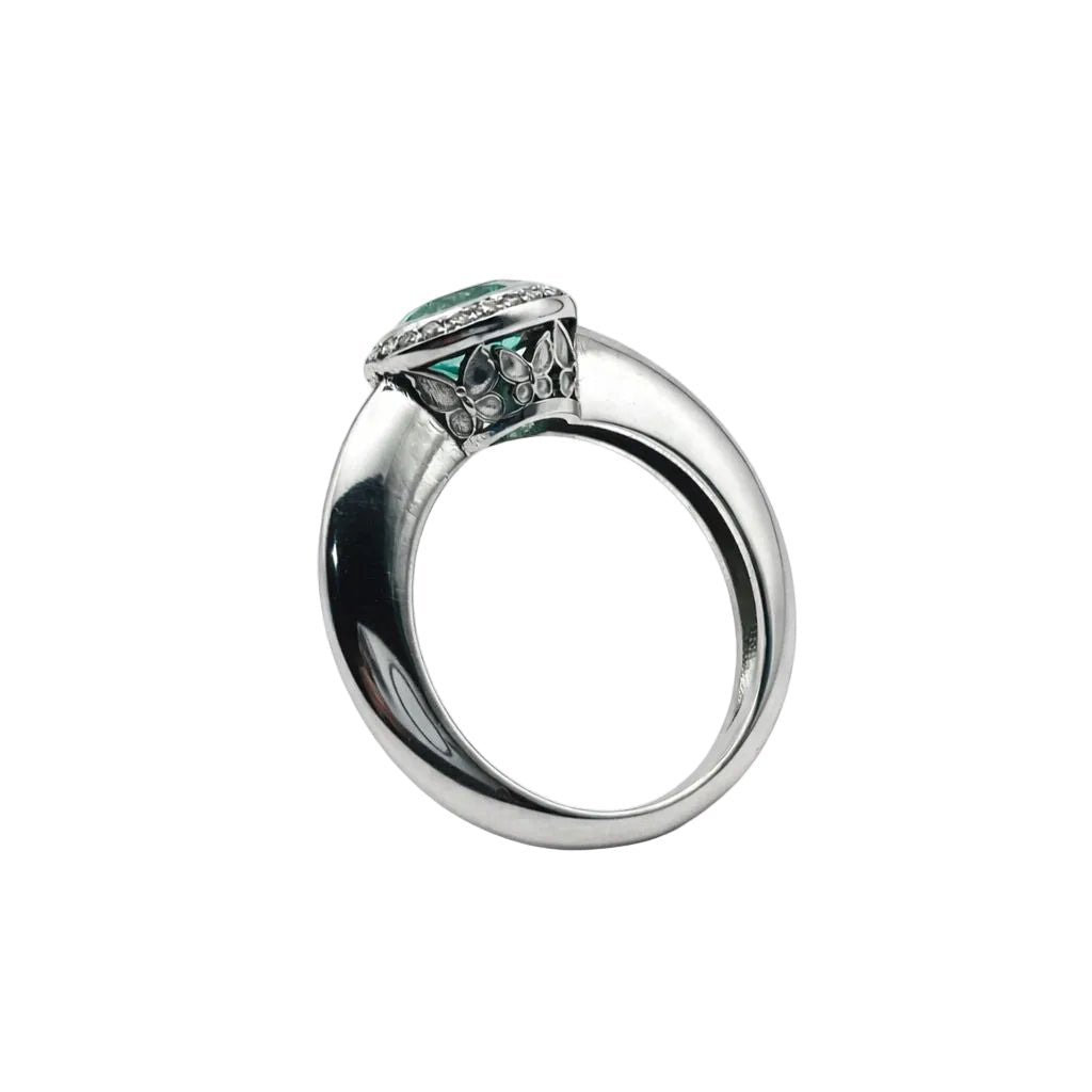 Bague Solitaire en or blanc, émeraude, et diamants - Castafiore