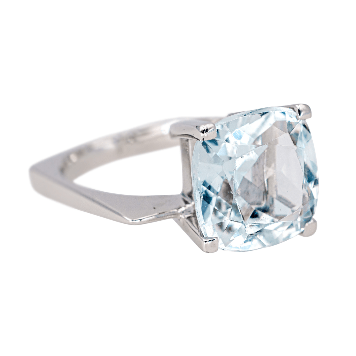 Bague Solitaire en or blanc et aigue - marine - Castafiore