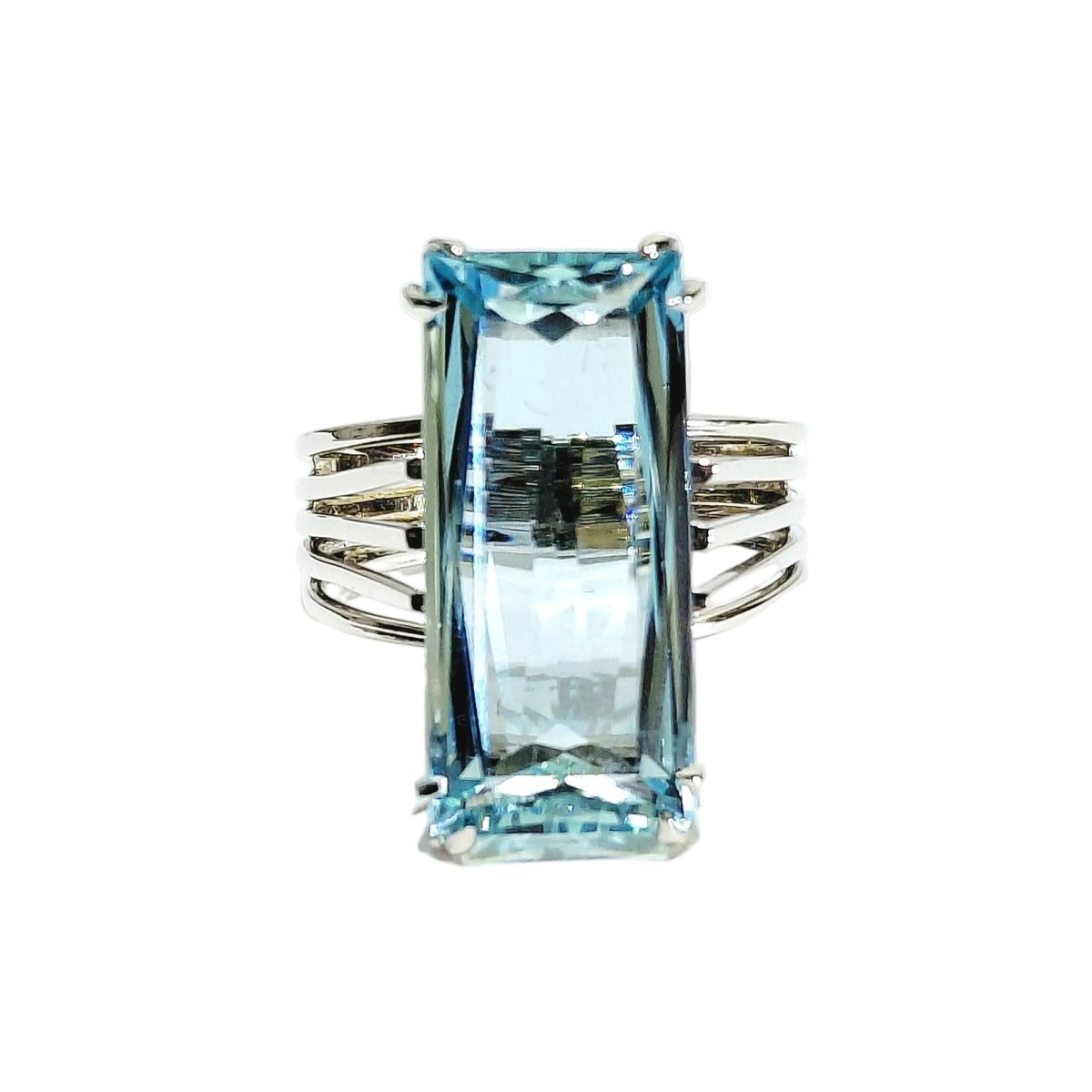 Bague Solitaire en or blanc et aigue-marine - Castafiore
