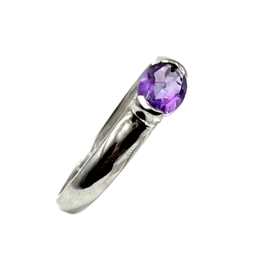 Bague Solitaire en or blanc et améthyste - Castafiore