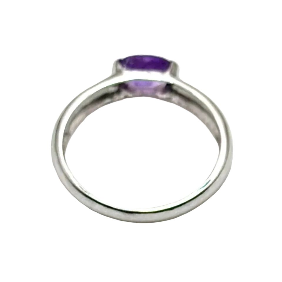 Bague Solitaire en or blanc et améthyste - Castafiore