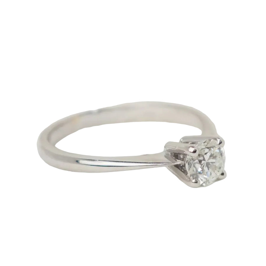 Bague solitaire en or blanc et diamant 0.51ct - Castafiore