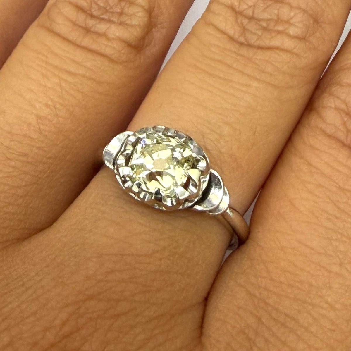 Bague Solitaire en or blanc et diamant - Castafiore
