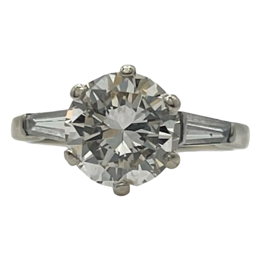 Bague solitaire en or blanc et diamant - Castafiore