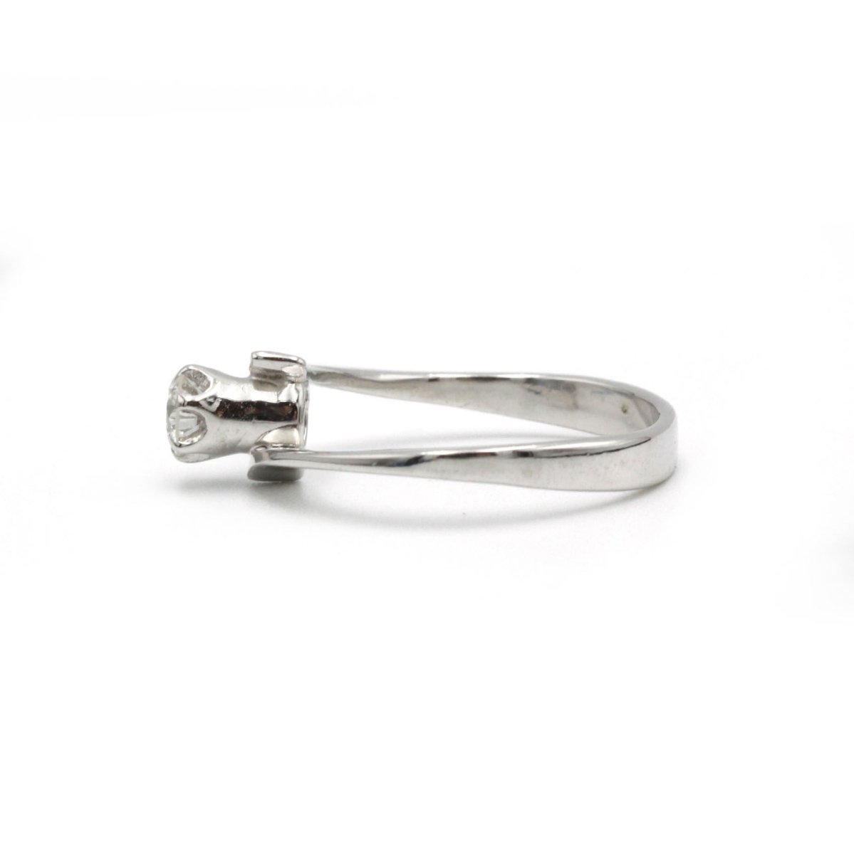 Bague Solitaire en or blanc et diamant - Castafiore