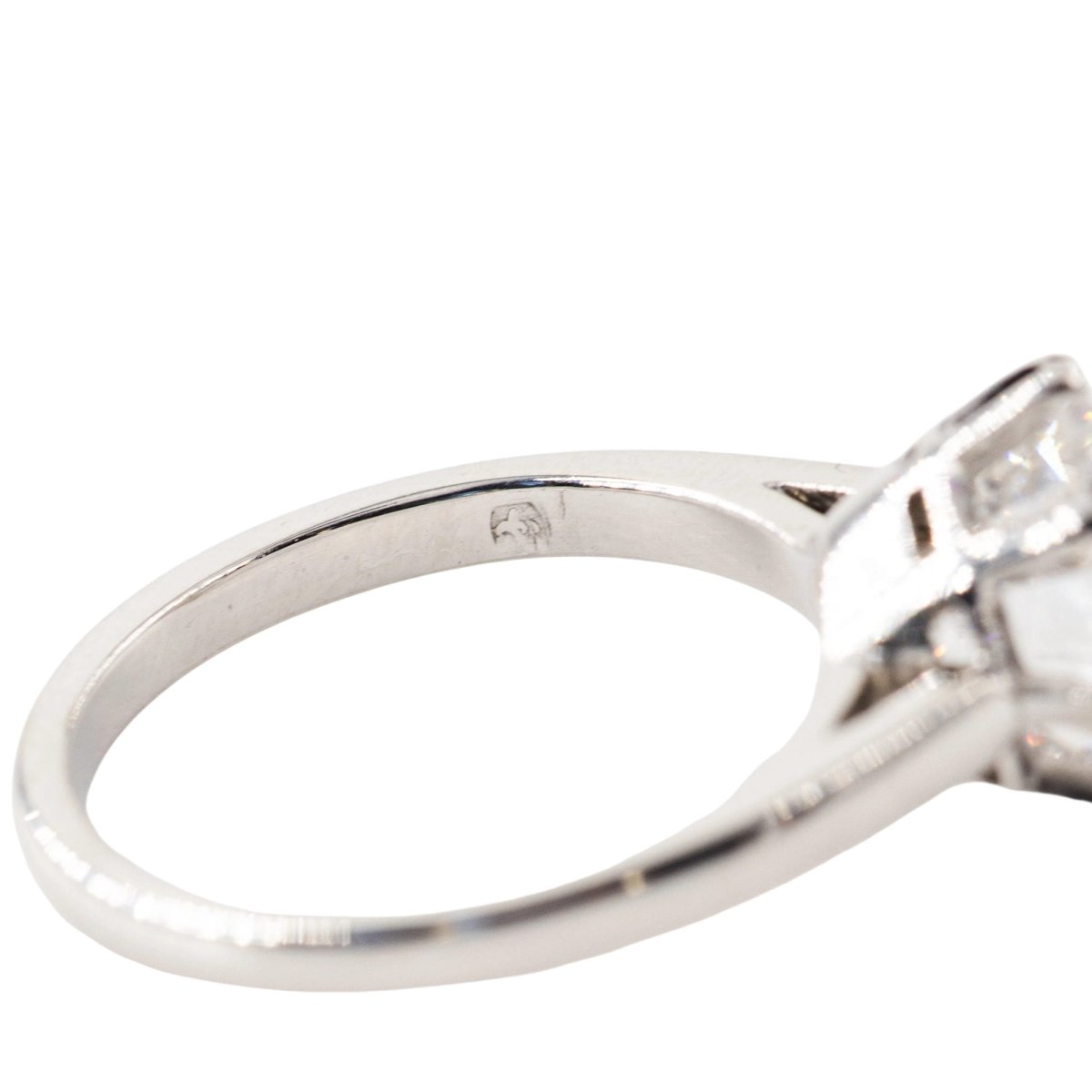 Bague Solitaire en or blanc et diamant - Castafiore