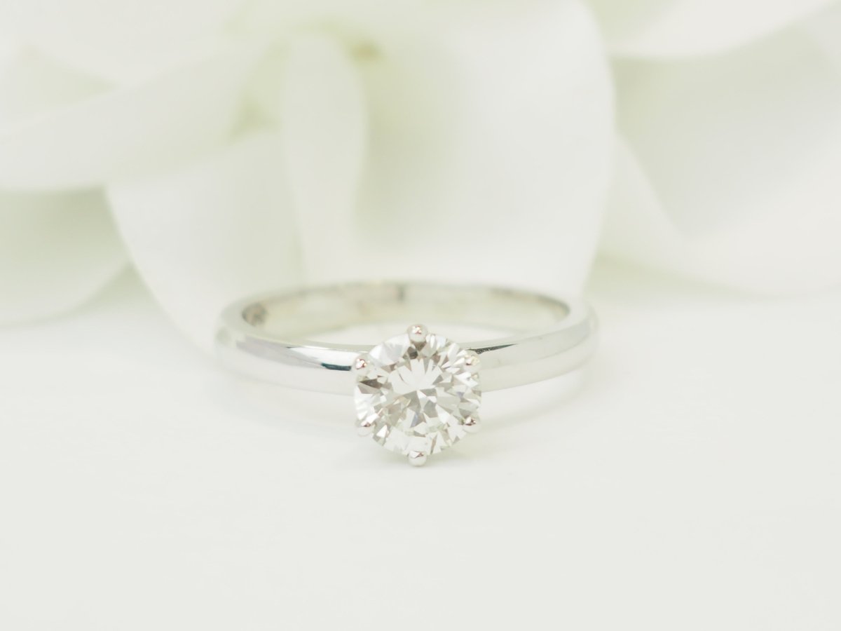Bague Solitaire en or blanc et diamant - Castafiore